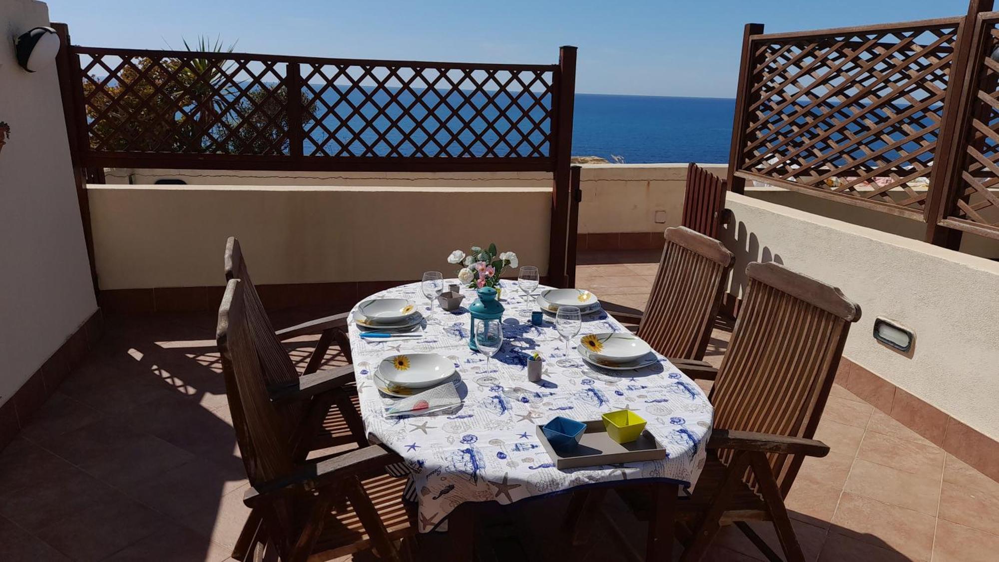 Casa de Férias Con Terrazza Panoramica Vista Mare